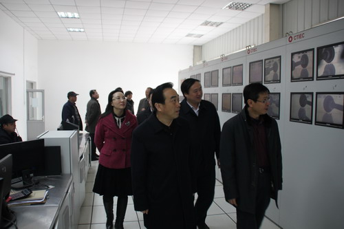 连云港市委副书记张同生,连云港市台办主任王志慧,副主任朱瑞陪同调研