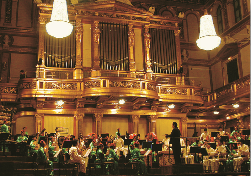 献演于“最高音乐圣殿”维也纳金色大厅，一举创下三个全国第一。